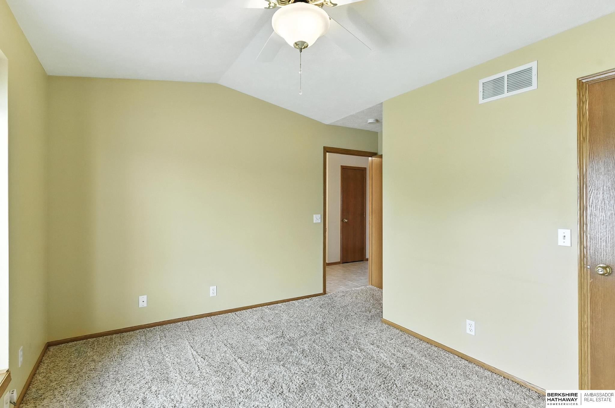 Papillion, Nebraska 68133, United States, 2 Bedrooms Bedrooms, ,2 BathroomsBathrooms,Residential,Active,153714