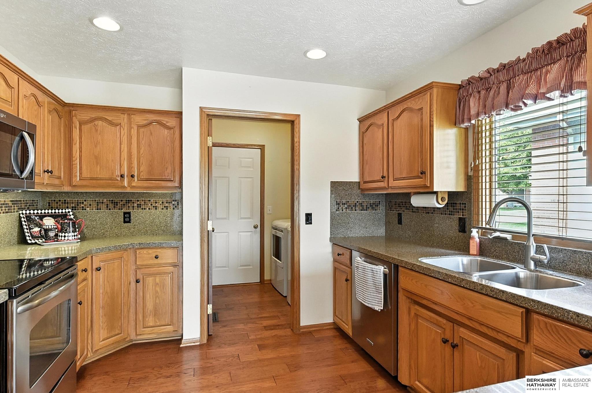 Papillion, Nebraska 68133, United States, 2 Bedrooms Bedrooms, ,2 BathroomsBathrooms,Residential,Active,153714