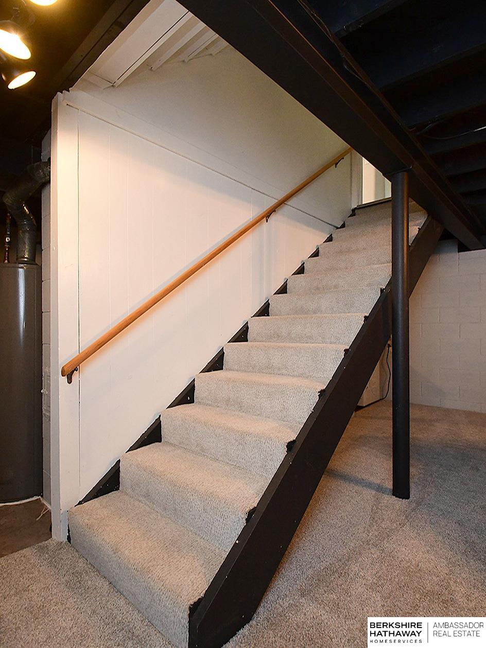 Omaha, Nebraska 68104, United States, 3 Bedrooms Bedrooms, ,1 BathroomBathrooms,Residential,Pending,146970