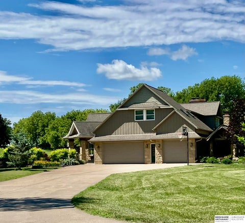 Photo of 505 Oak Hill Road, Plattsmouth, NE 68048 (MLS # 22617804)
