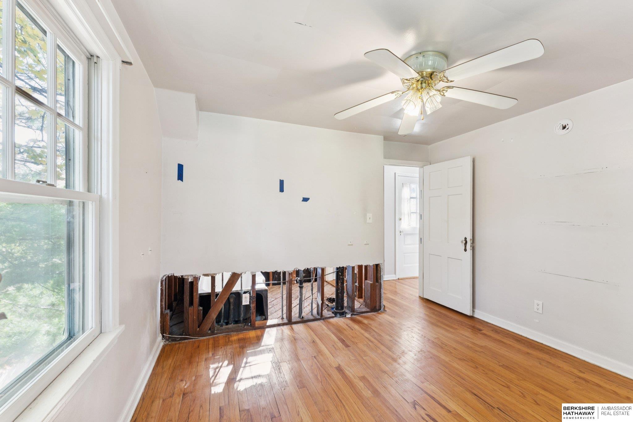 Bellevue, Nebraska 68005, United States, 2 Bedrooms Bedrooms, ,1 BathroomBathrooms,Residential,Active,239515