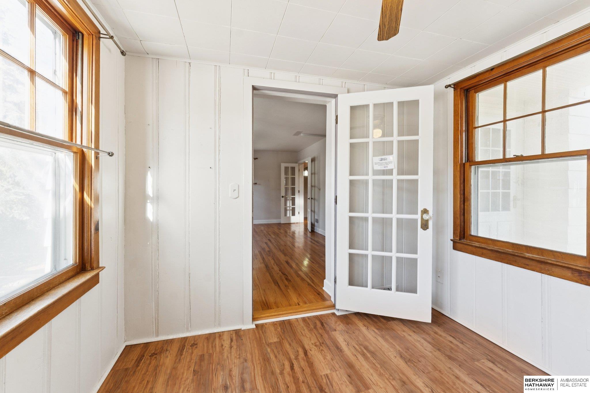 Bellevue, Nebraska 68005, United States, 2 Bedrooms Bedrooms, ,1 BathroomBathrooms,Residential,Active,239515