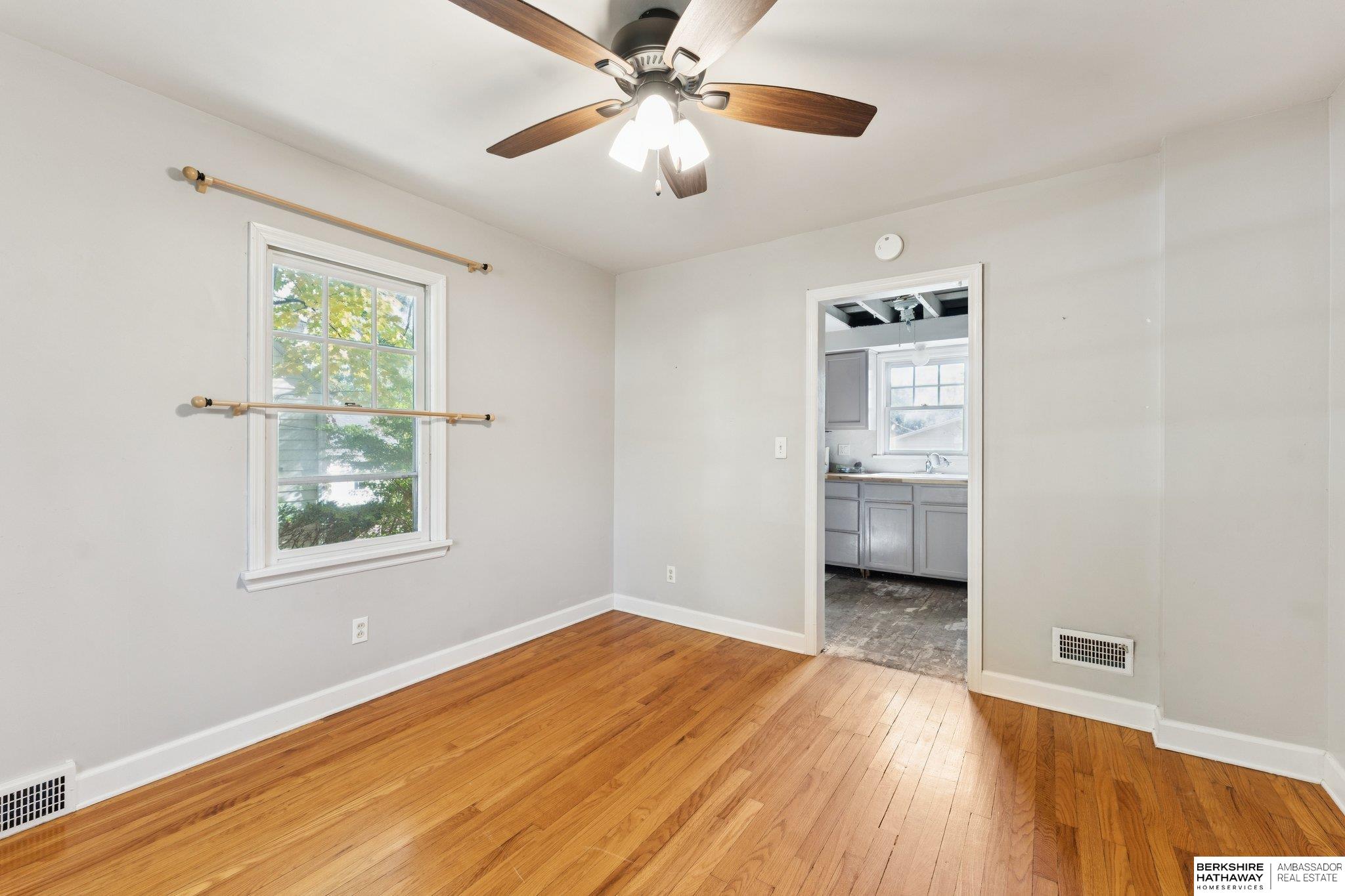 Bellevue, Nebraska 68005, United States, 2 Bedrooms Bedrooms, ,1 BathroomBathrooms,Residential,Active,239515