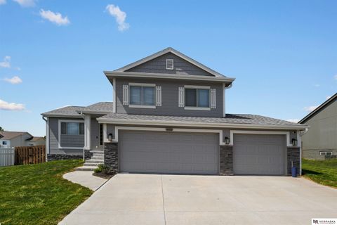 Photo of 14806 S 19th Street, Bellevue, NE 68123 (MLS # 22529602)