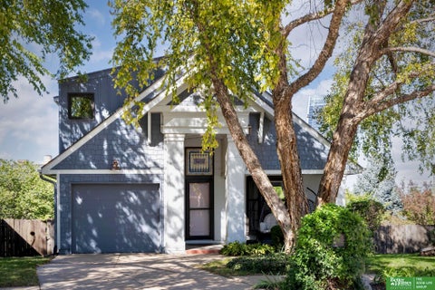 Photo of 1106 S 15th Circle, Omaha, NE 68108 (MLS # 22629302)