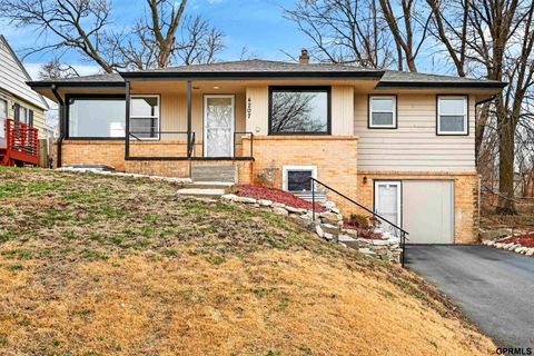 Photo of 4207 Camden Avenue, Omaha, NE 68111 (MLS # 22606970)