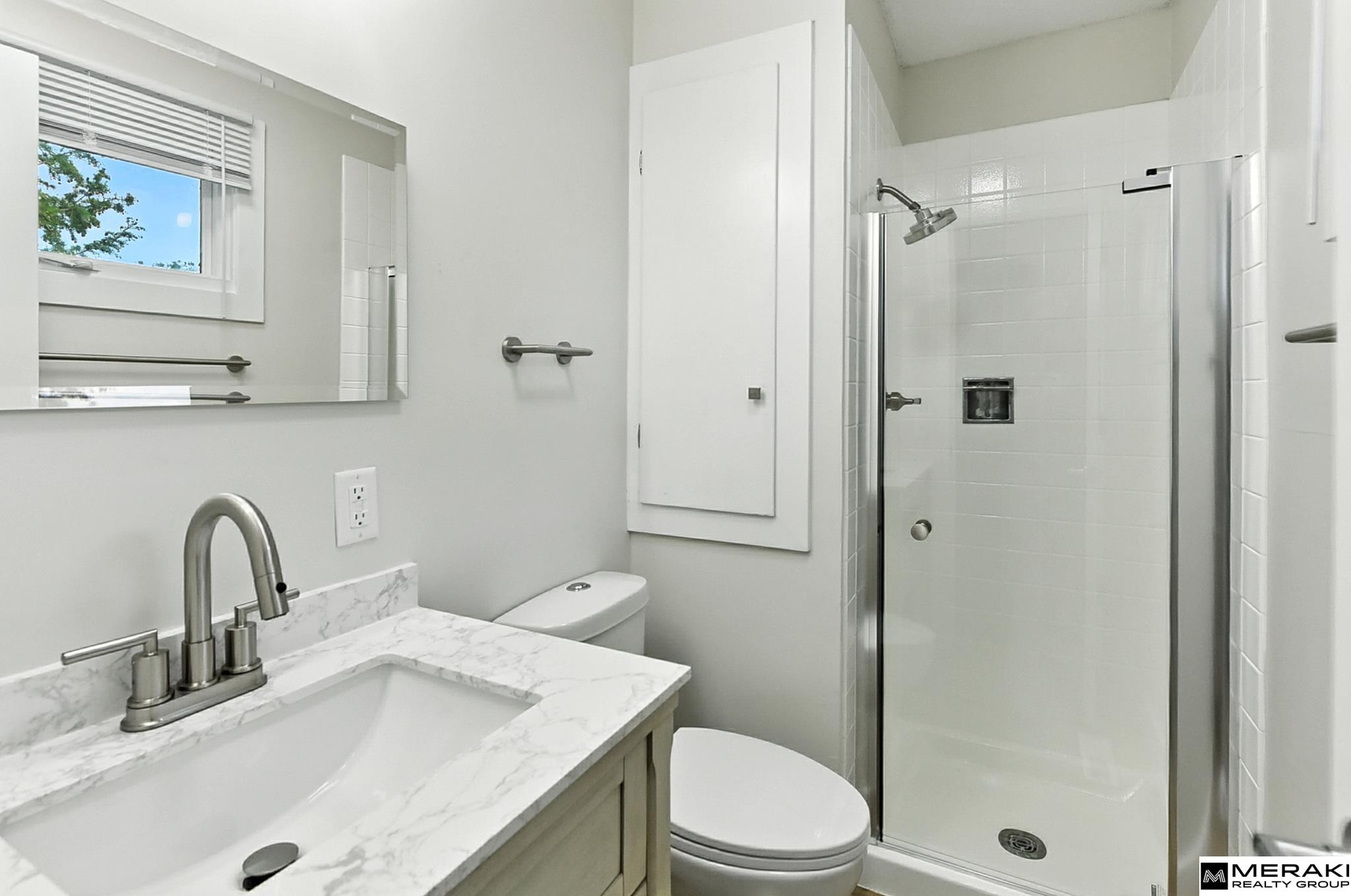 Lincoln, Nebraska 68510, United States, 4 Bedrooms Bedrooms, ,2 BathroomsBathrooms,Residential,Active,254129