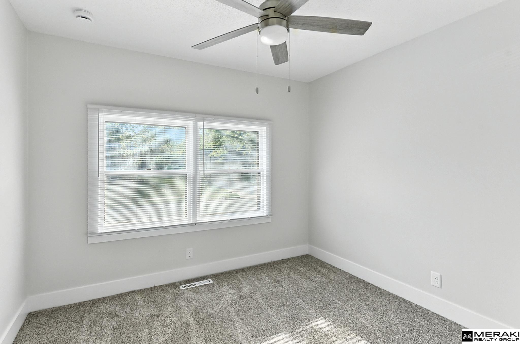 Lincoln, Nebraska 68510, United States, 4 Bedrooms Bedrooms, ,2 BathroomsBathrooms,Residential,Active,254129