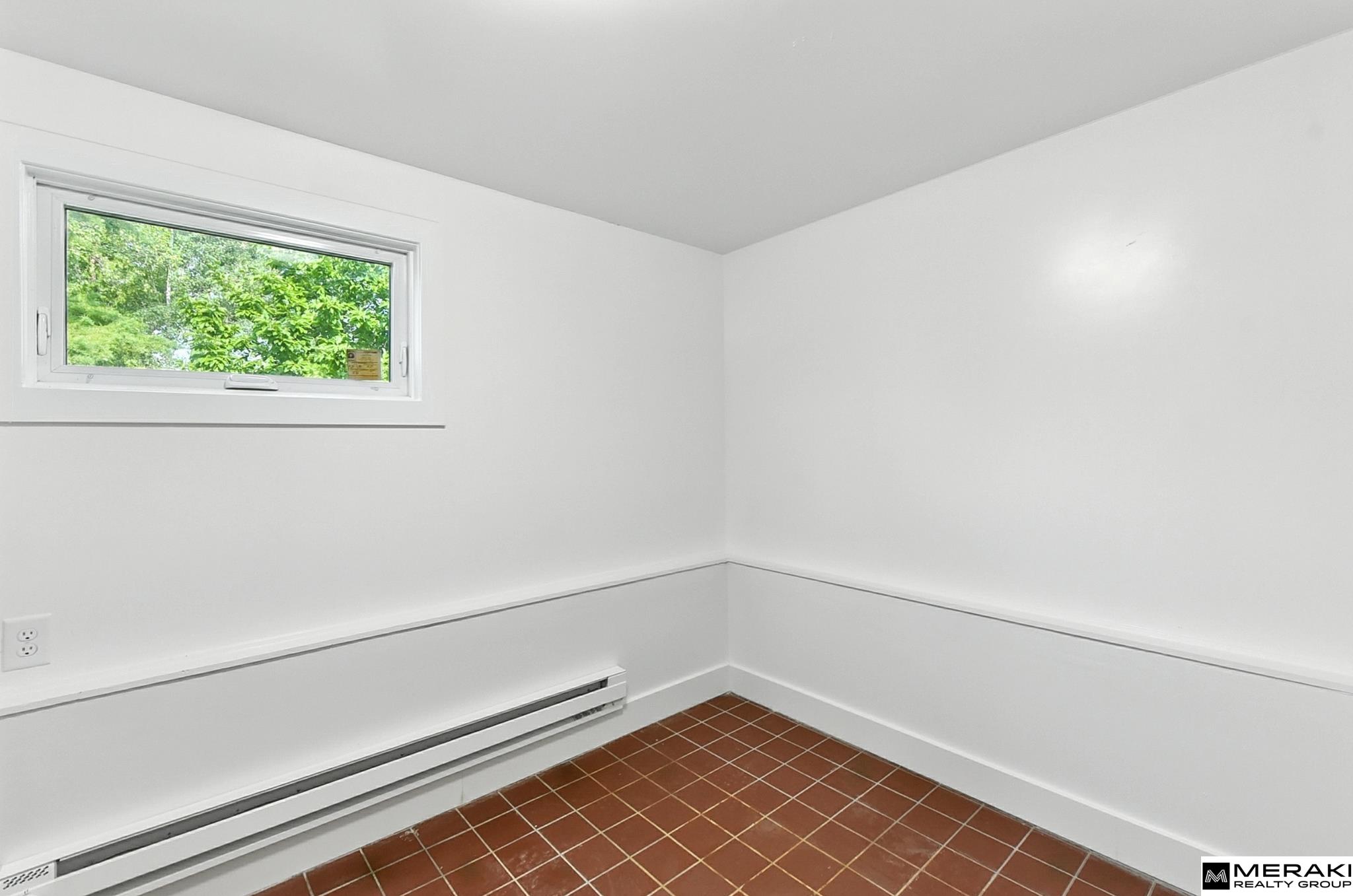 Lincoln, Nebraska 68510, United States, 4 Bedrooms Bedrooms, ,2 BathroomsBathrooms,Residential,Active,254129