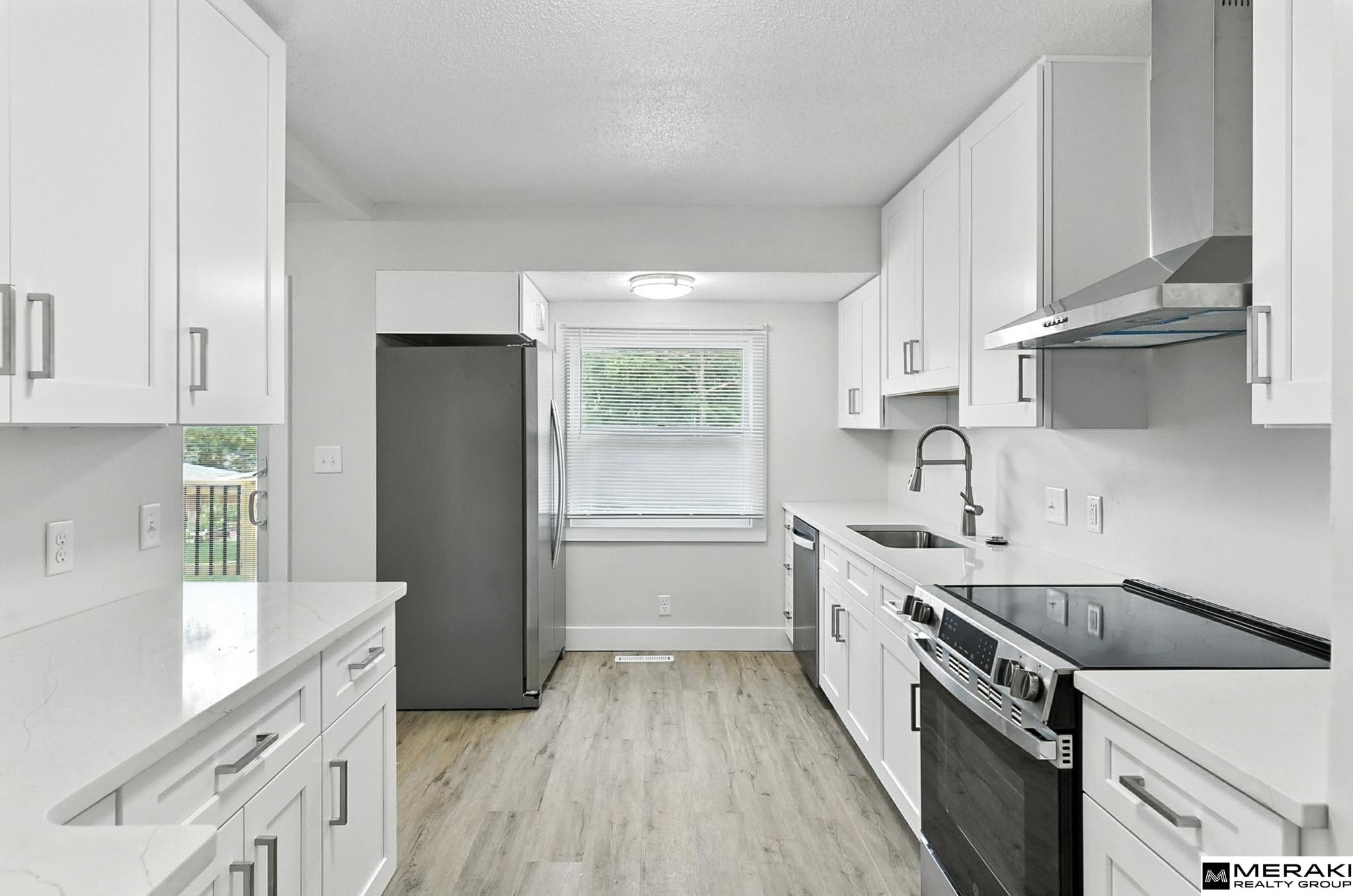 Lincoln, Nebraska 68510, United States, 4 Bedrooms Bedrooms, ,2 BathroomsBathrooms,Residential,Active,254129