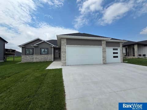 Photo of 9511 Dalton Drive, Lincoln, NE 68516 (MLS # 22617046)