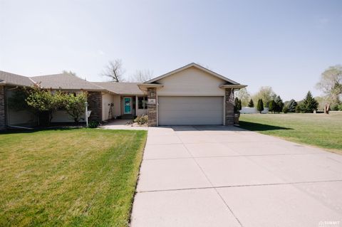 Photo of 123 Meadowlark Circle, Doniphan, NE 68832 (MLS # 22611198)