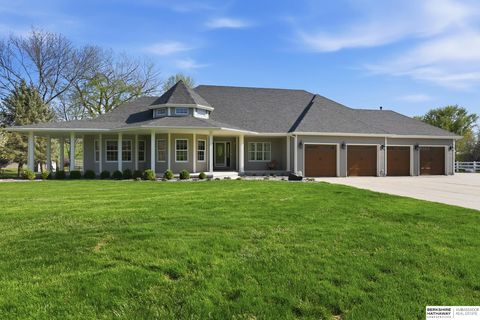 Photo of 1544 Kameo Drive, Fort Calhoun, NE 68122 (MLS # 22611117)