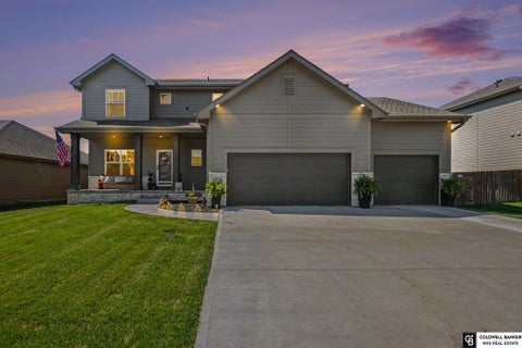 Photo of 13710 S 54 Street, Papillion, NE 68133 (MLS # 22627148)