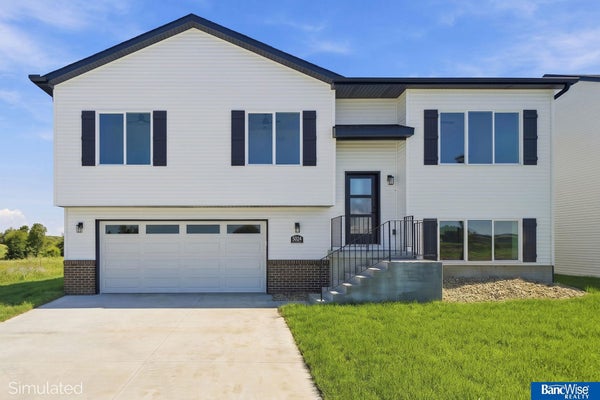 5017 N 35TH CT, LINCOLN, NE 68504 - Image e7053cb9a7268de669b1045b6ef65dbd/1606146802