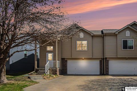 Photo of 4817 S 190th Street, Omaha, NE 68135 (MLS # 22608454)