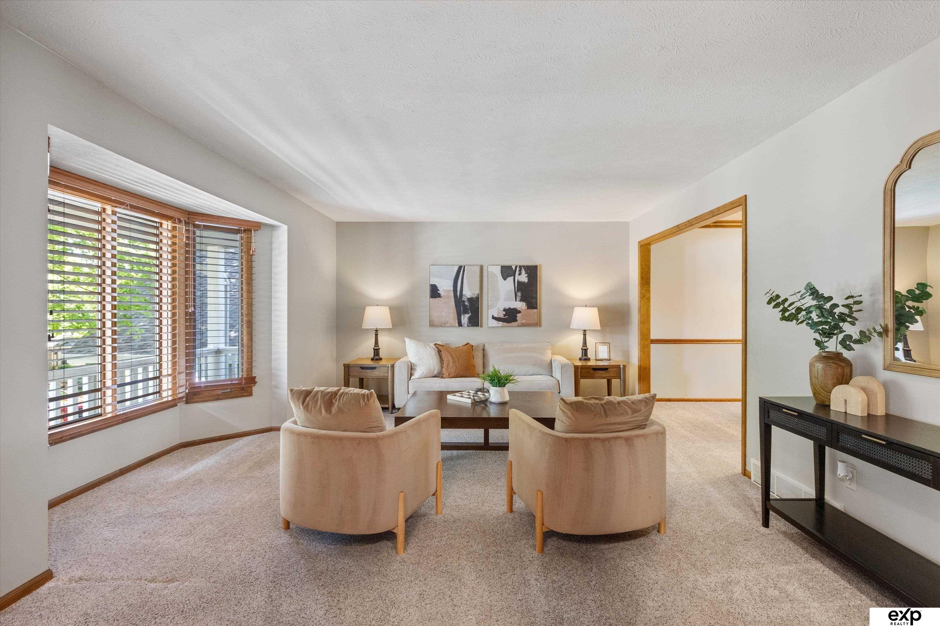 Ralston, Nebraska 68127, United States, 4 Bedrooms Bedrooms, ,2 BathroomsBathrooms,Residential,Pending,151214