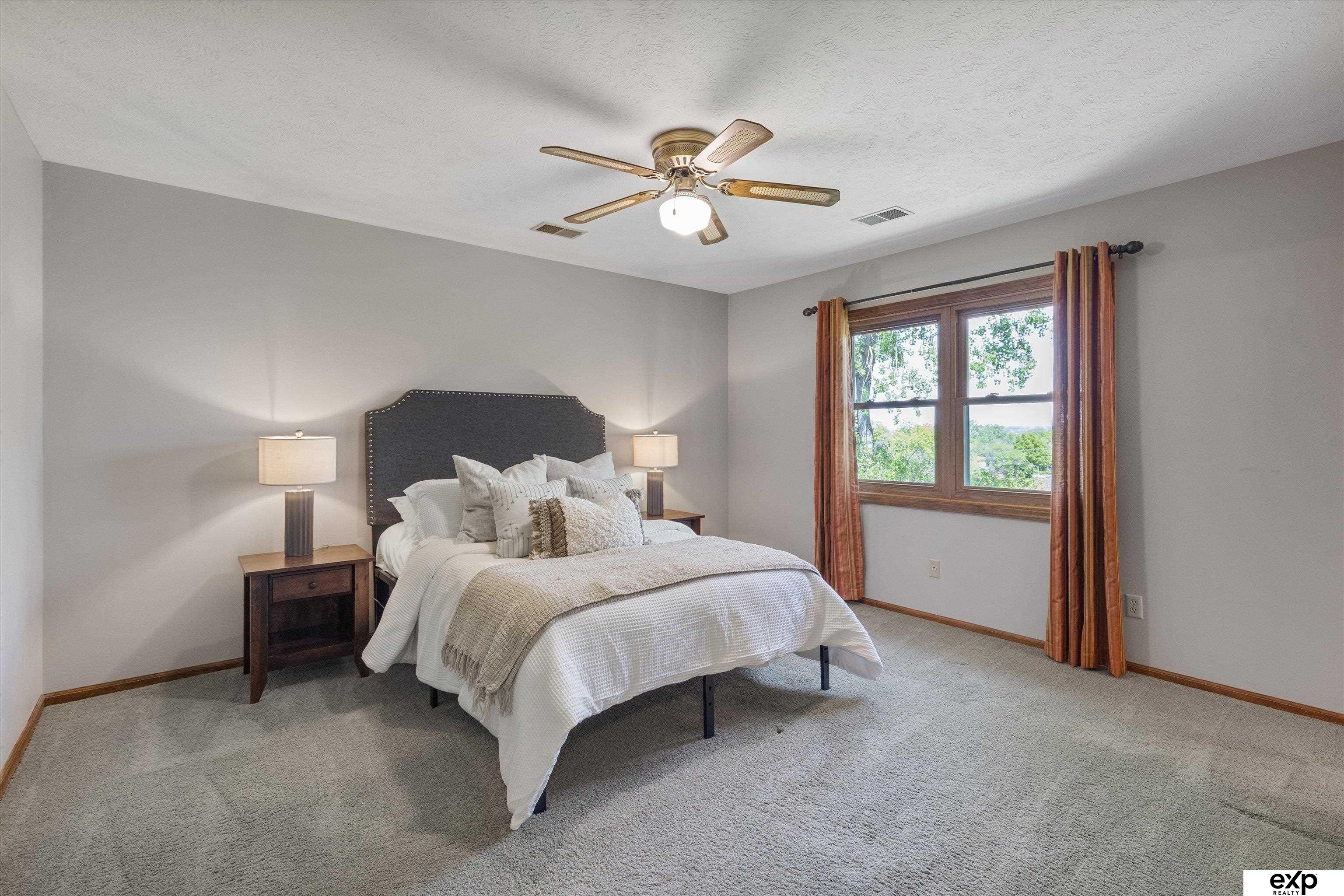 Ralston, Nebraska 68127, United States, 4 Bedrooms Bedrooms, ,2 BathroomsBathrooms,Residential,Pending,151214