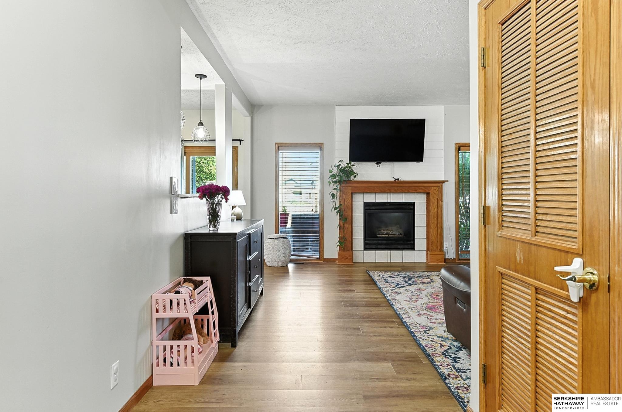 Omaha, Nebraska 68138, United States, 4 Bedrooms Bedrooms, ,3 BathroomsBathrooms,Residential,Active,192095