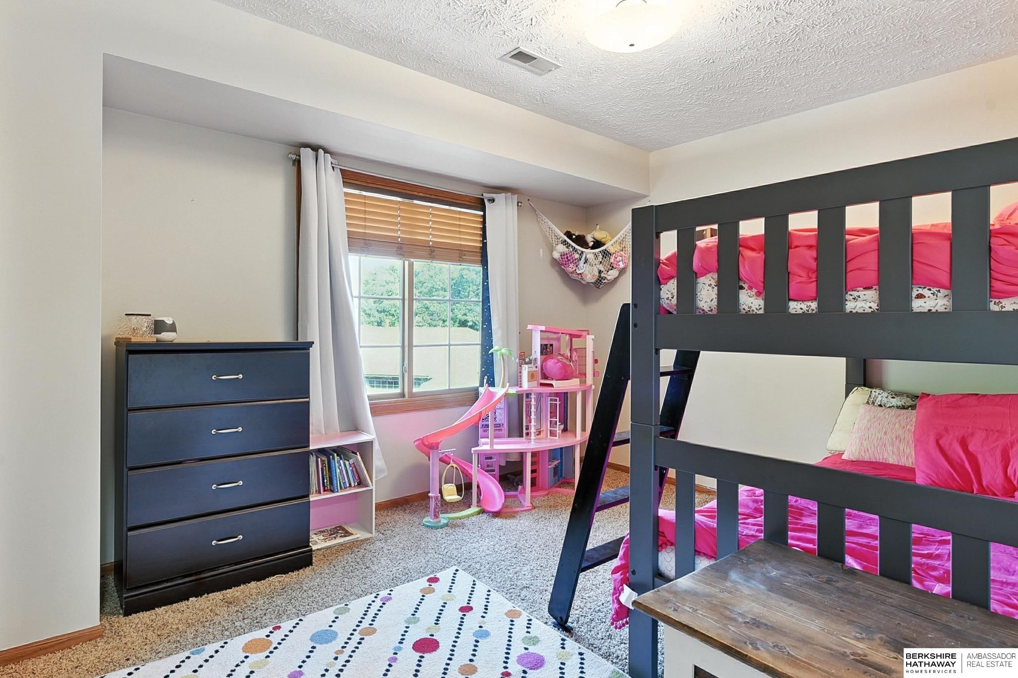 Omaha, Nebraska 68138, United States, 4 Bedrooms Bedrooms, ,3 BathroomsBathrooms,Residential,Active,192095