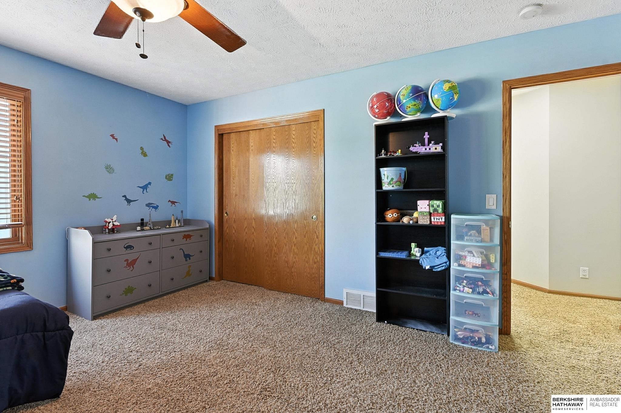 Omaha, Nebraska 68138, United States, 4 Bedrooms Bedrooms, ,3 BathroomsBathrooms,Residential,Active,192095