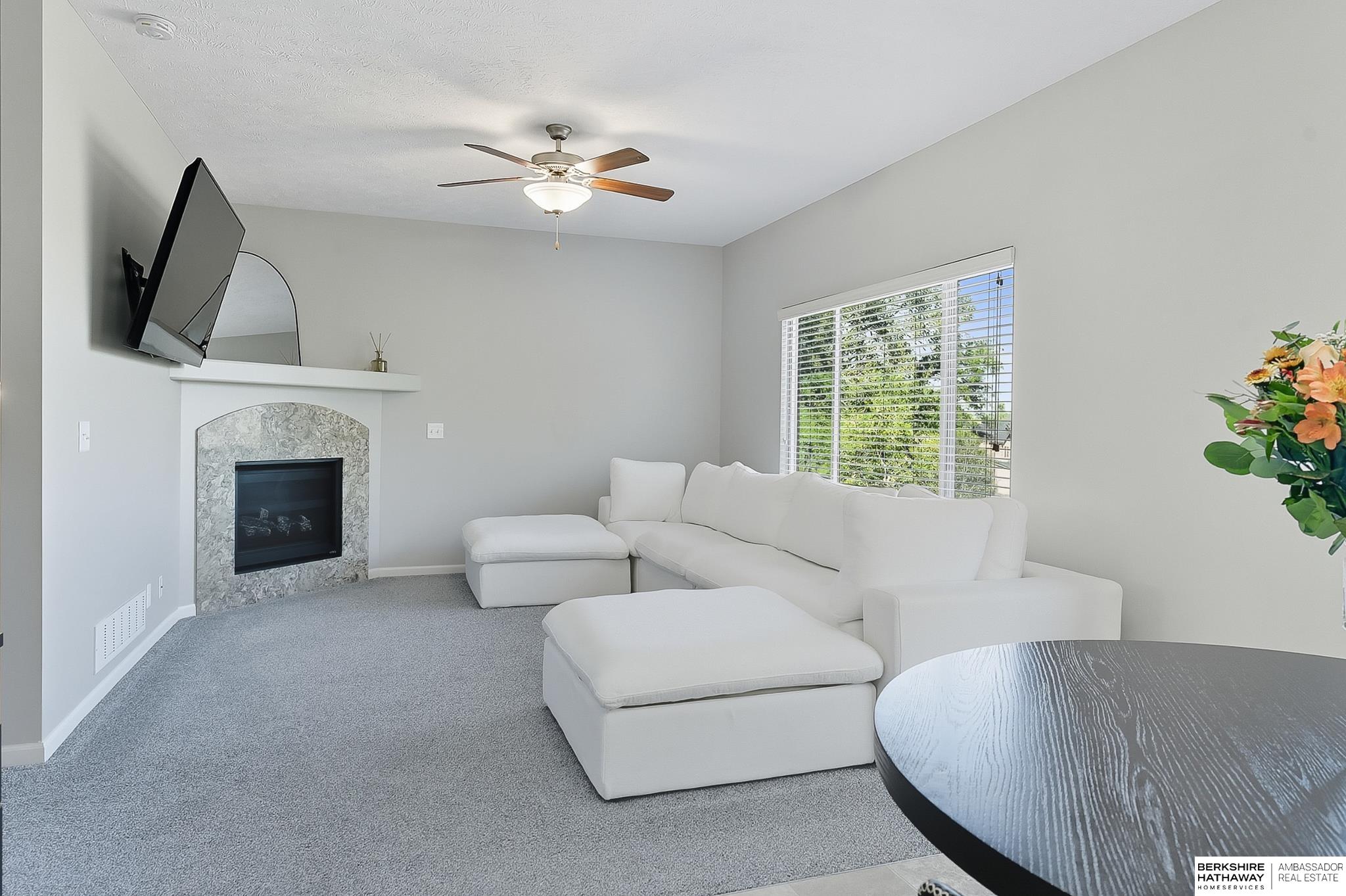 Omaha, Nebraska 68142, United States, 3 Bedrooms Bedrooms, ,2 BathroomsBathrooms,Residential,Active,225271