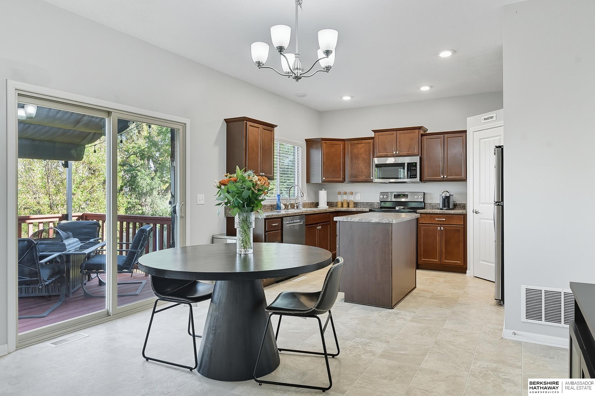 Omaha, Nebraska 68142, United States, 3 Bedrooms Bedrooms, ,2 BathroomsBathrooms,Residential,Active,225271