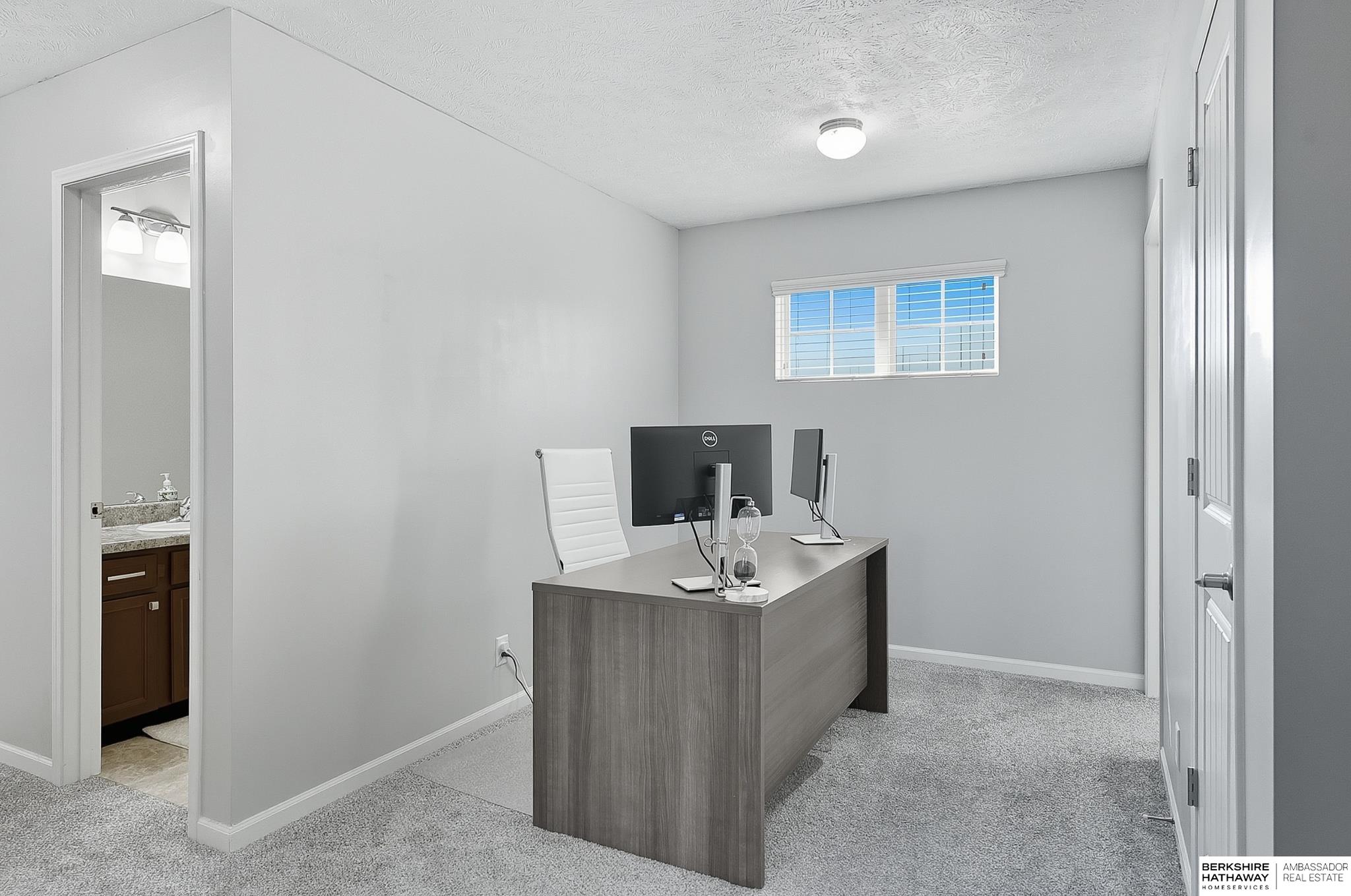 Omaha, Nebraska 68142, United States, 3 Bedrooms Bedrooms, ,2 BathroomsBathrooms,Residential,Active,225271