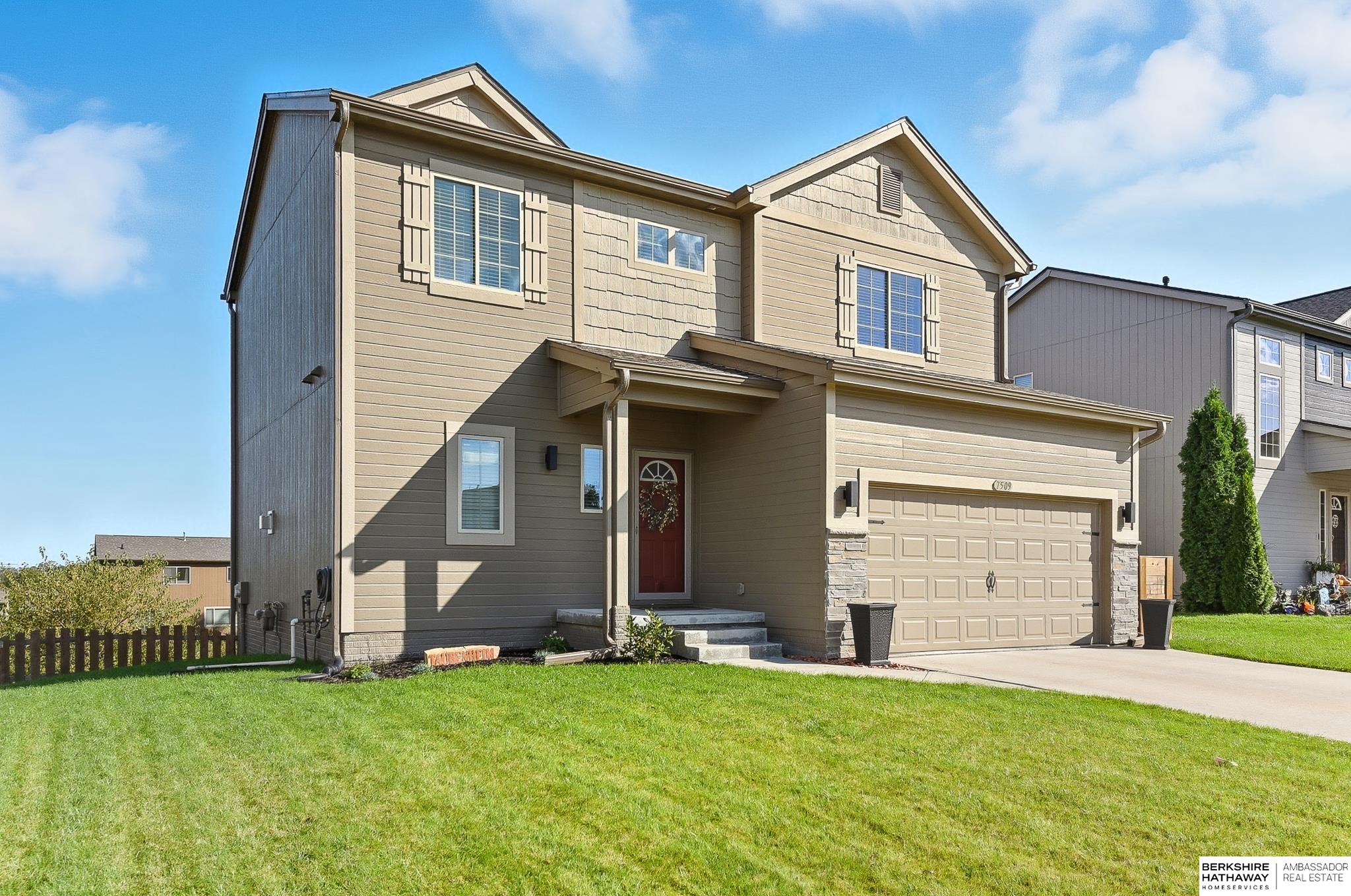 Omaha, Nebraska 68142, United States, 3 Bedrooms Bedrooms, ,2 BathroomsBathrooms,Residential,Active,225271