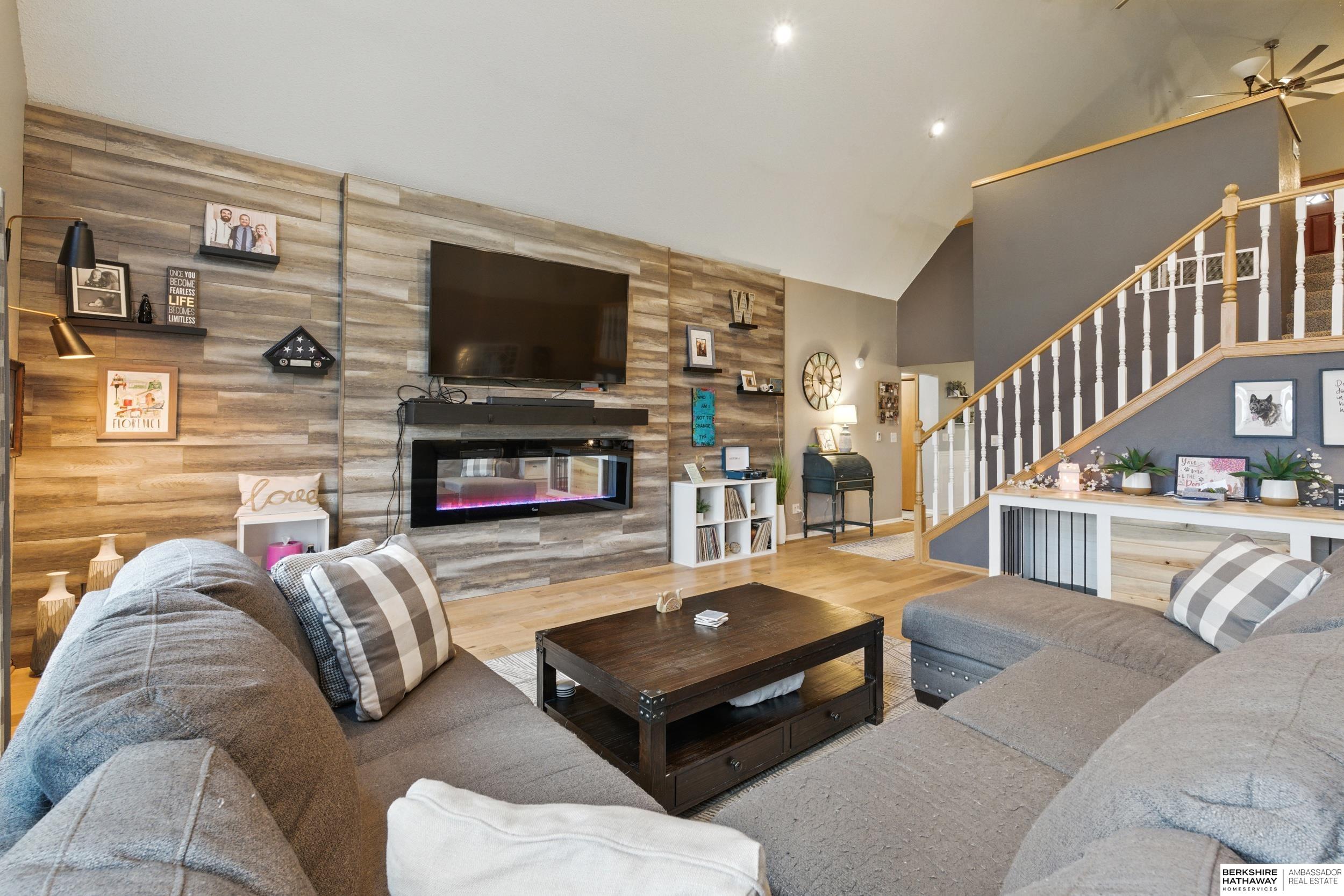 Woodbine, Iowa 51579, United States, 3 Bedrooms Bedrooms, ,3 BathroomsBathrooms,Residential,Active,136011