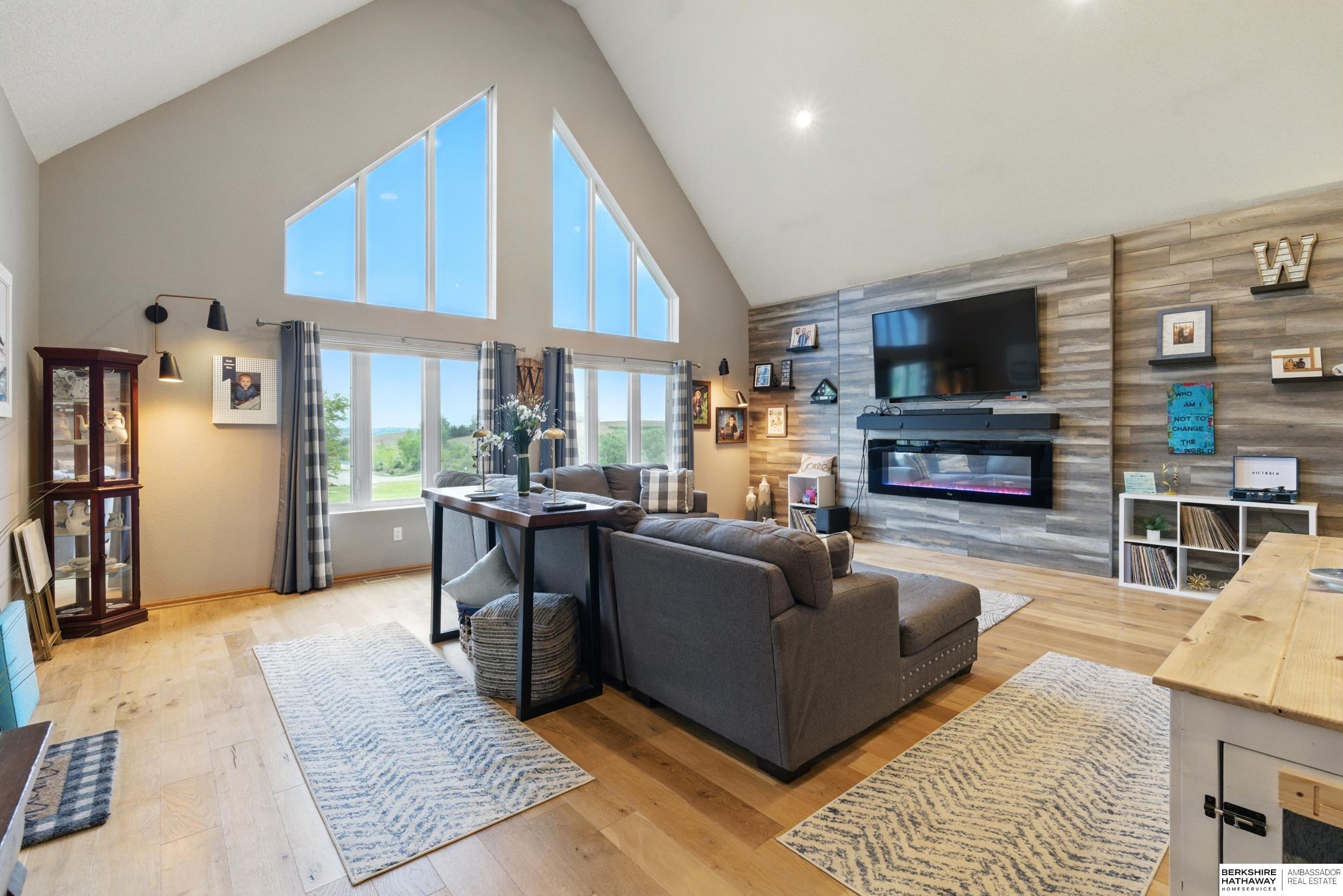 Woodbine, Iowa 51579, United States, 3 Bedrooms Bedrooms, ,3 BathroomsBathrooms,Residential,Active,136011