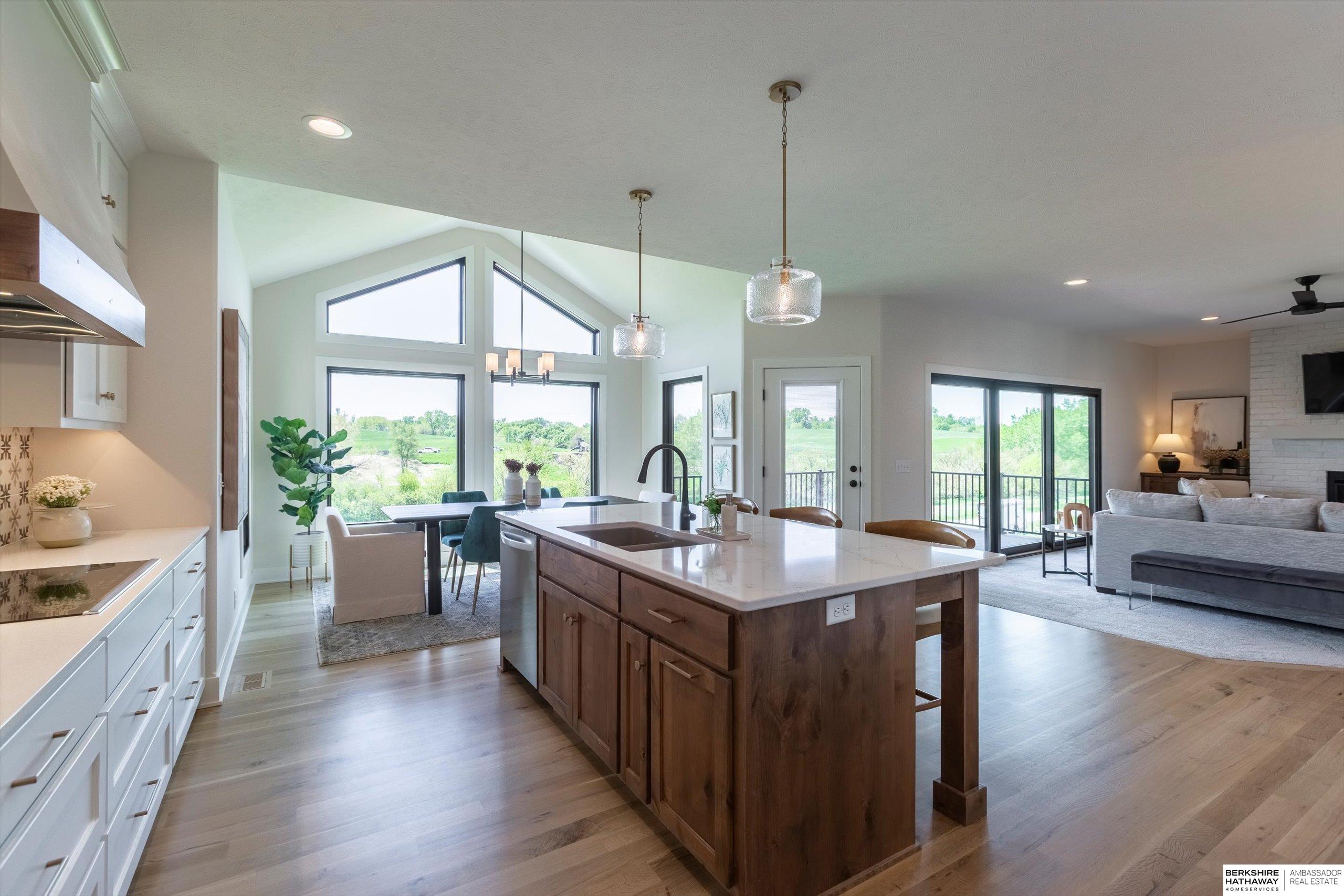 Gretna, Nebraska 68028, United States, 5 Bedrooms Bedrooms, ,3 BathroomsBathrooms,Residential,Active,132161