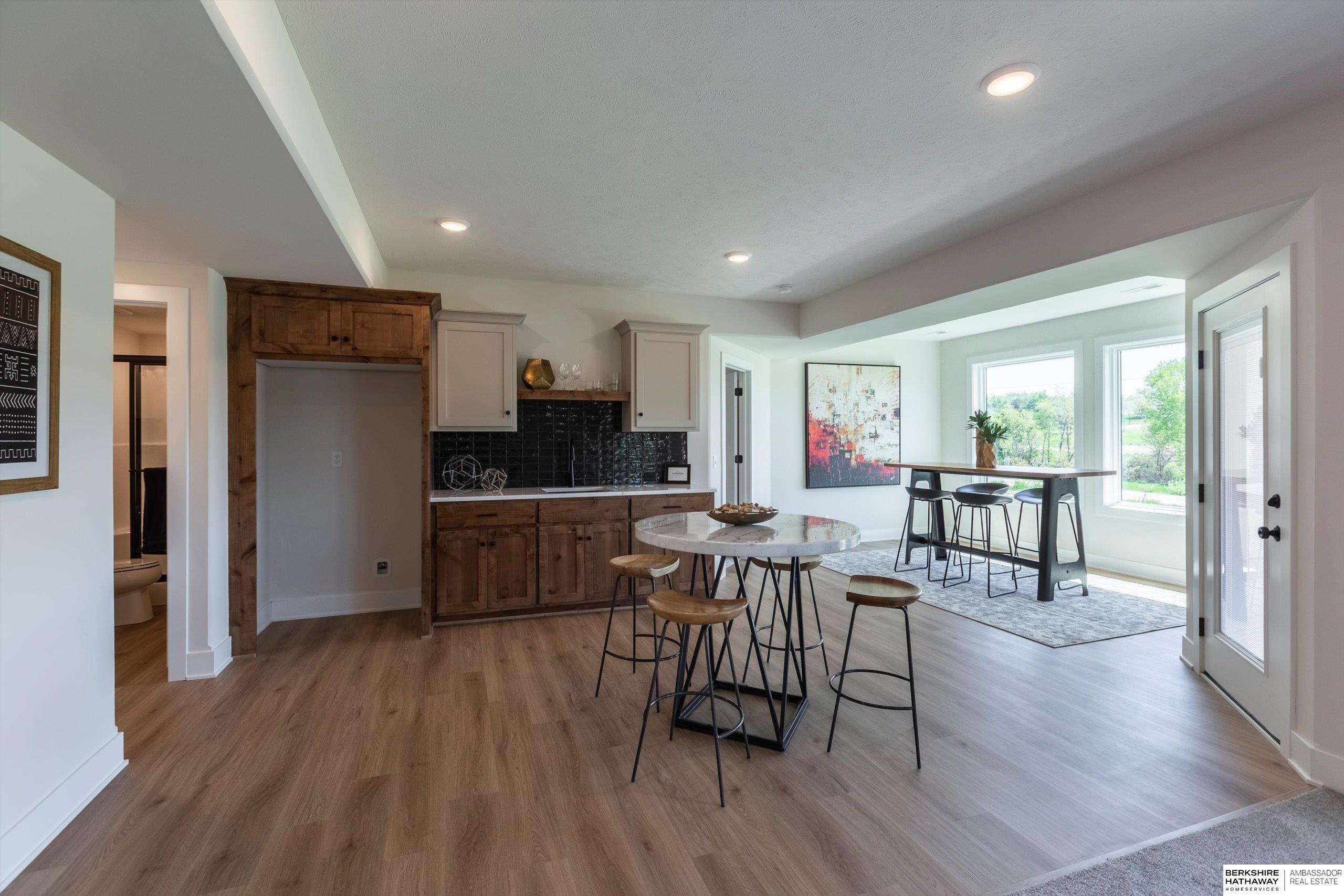 Gretna, Nebraska 68028, United States, 5 Bedrooms Bedrooms, ,3 BathroomsBathrooms,Residential,Active,132161