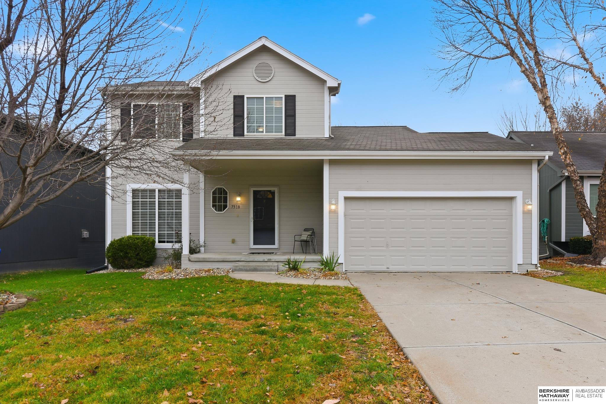 Omaha, Nebraska 68122, United States, 4 Bedrooms Bedrooms, ,3 BathroomsBathrooms,Residential,Pending,247180