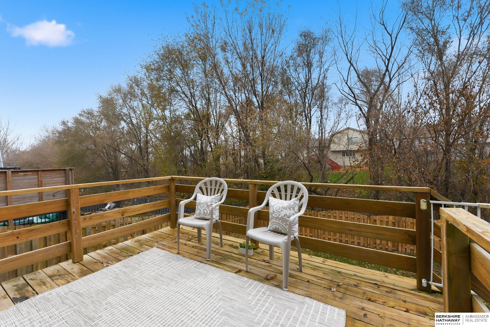 Omaha, Nebraska 68122, United States, 4 Bedrooms Bedrooms, ,3 BathroomsBathrooms,Residential,Pending,247180