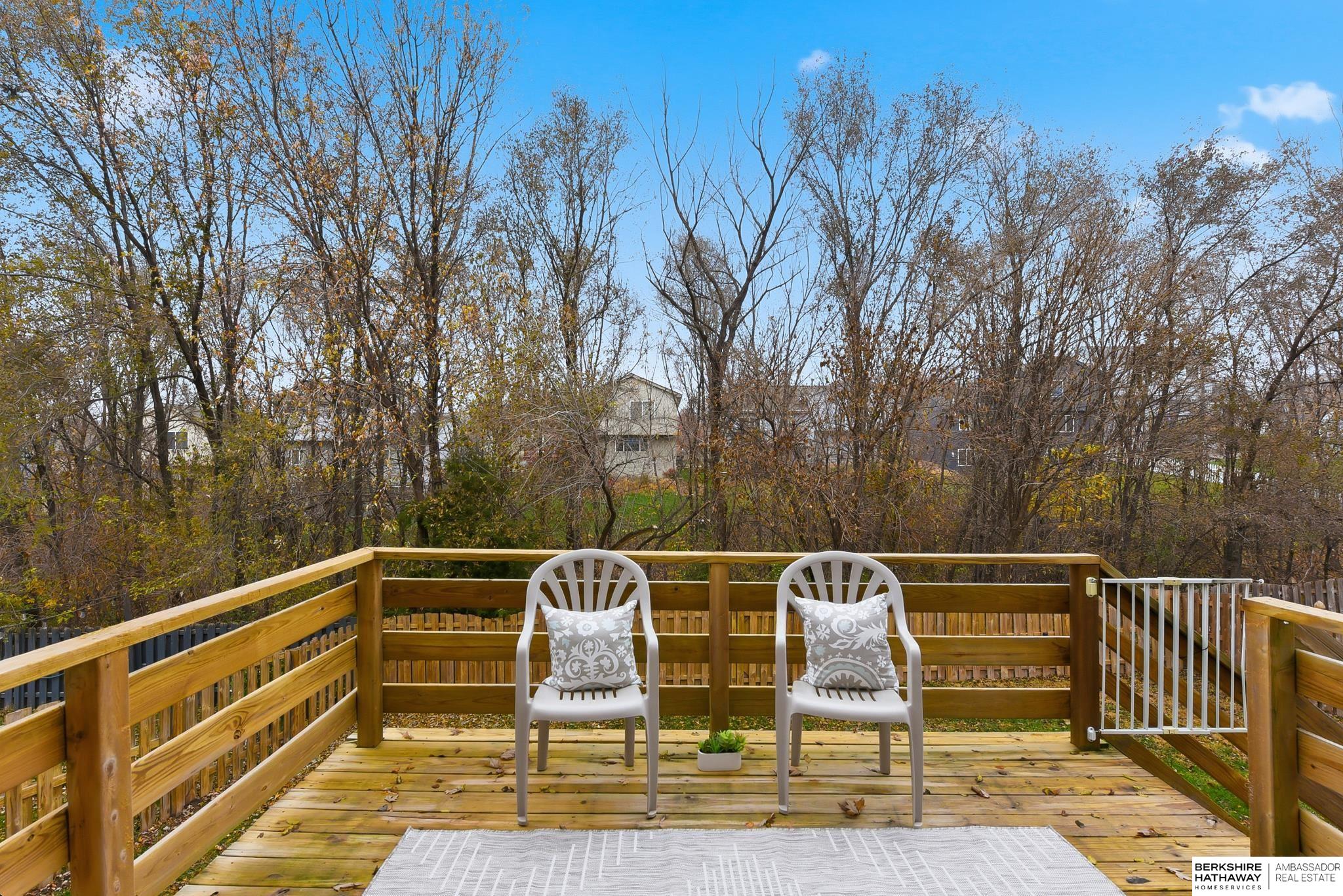 Omaha, Nebraska 68122, United States, 4 Bedrooms Bedrooms, ,3 BathroomsBathrooms,Residential,Pending,247180