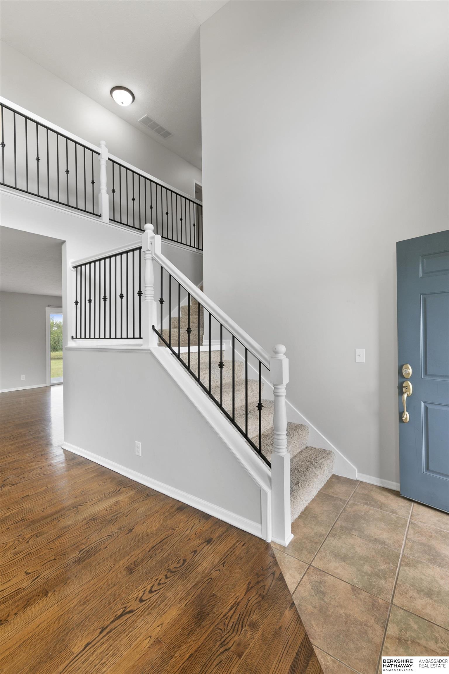 Lincoln, Nebraska 68532, United States, 4 Bedrooms Bedrooms, ,4 BathroomsBathrooms,Residential,Active,184036