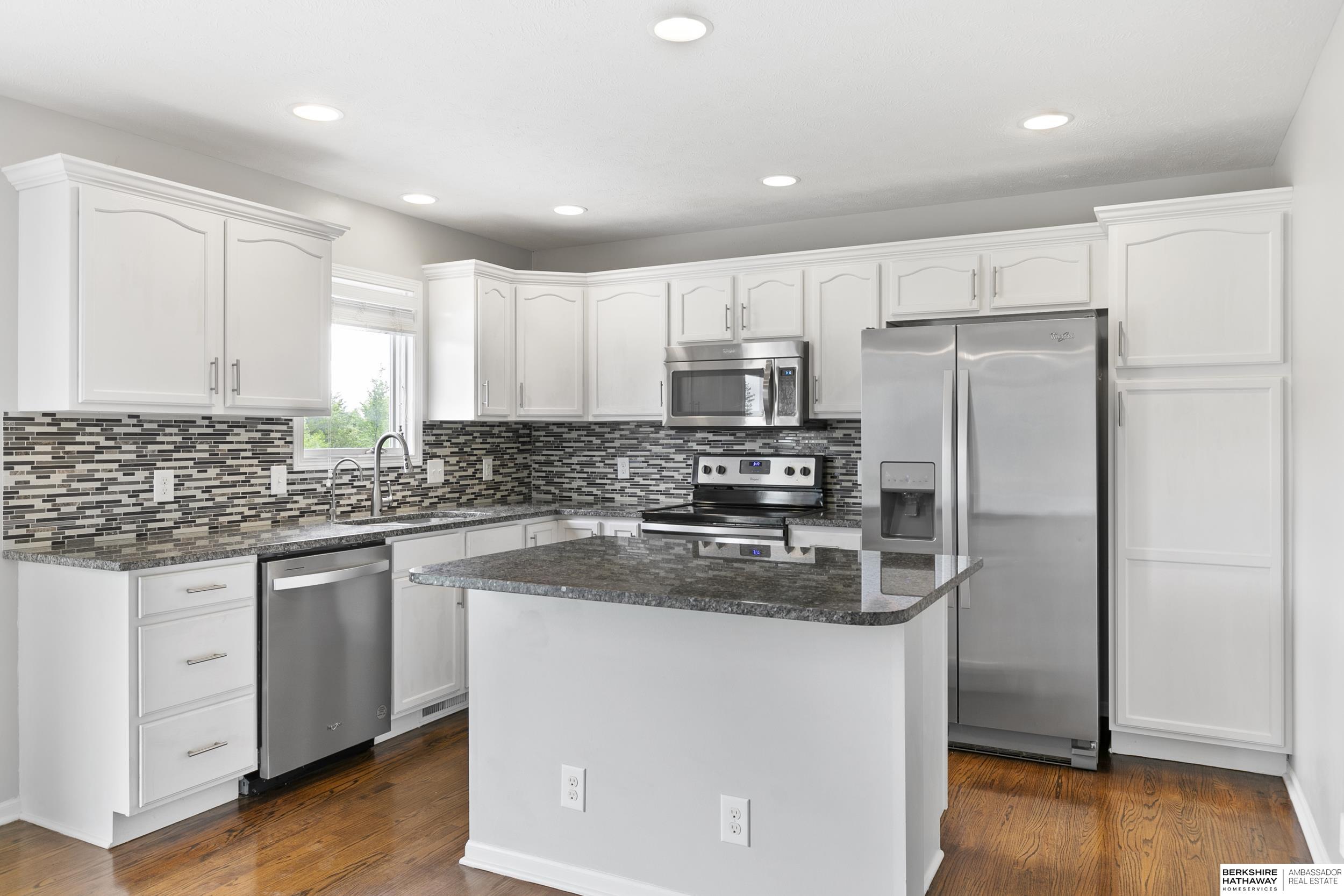 Lincoln, Nebraska 68532, United States, 4 Bedrooms Bedrooms, ,4 BathroomsBathrooms,Residential,Active,184036