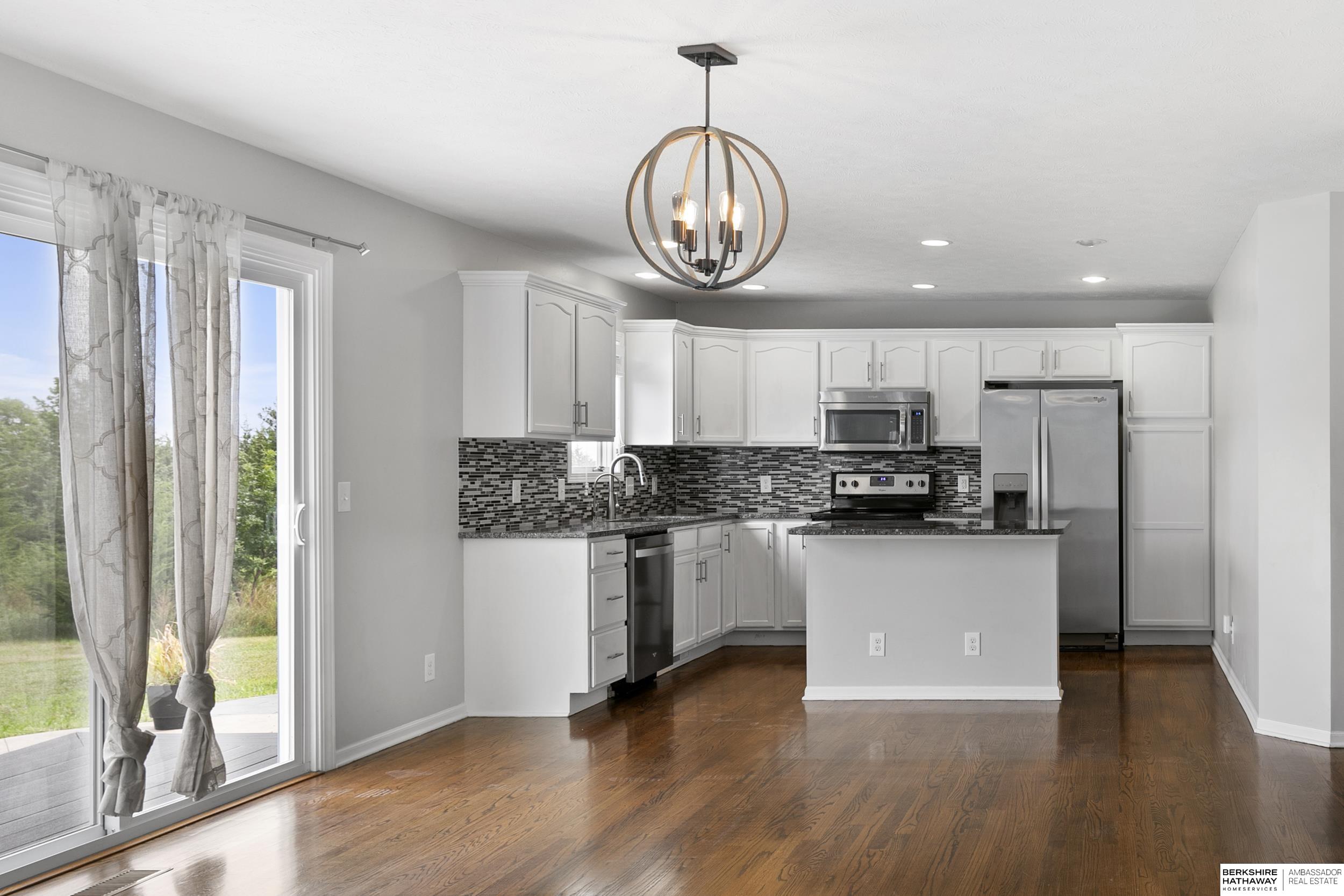 Lincoln, Nebraska 68532, United States, 4 Bedrooms Bedrooms, ,4 BathroomsBathrooms,Residential,Active,184036