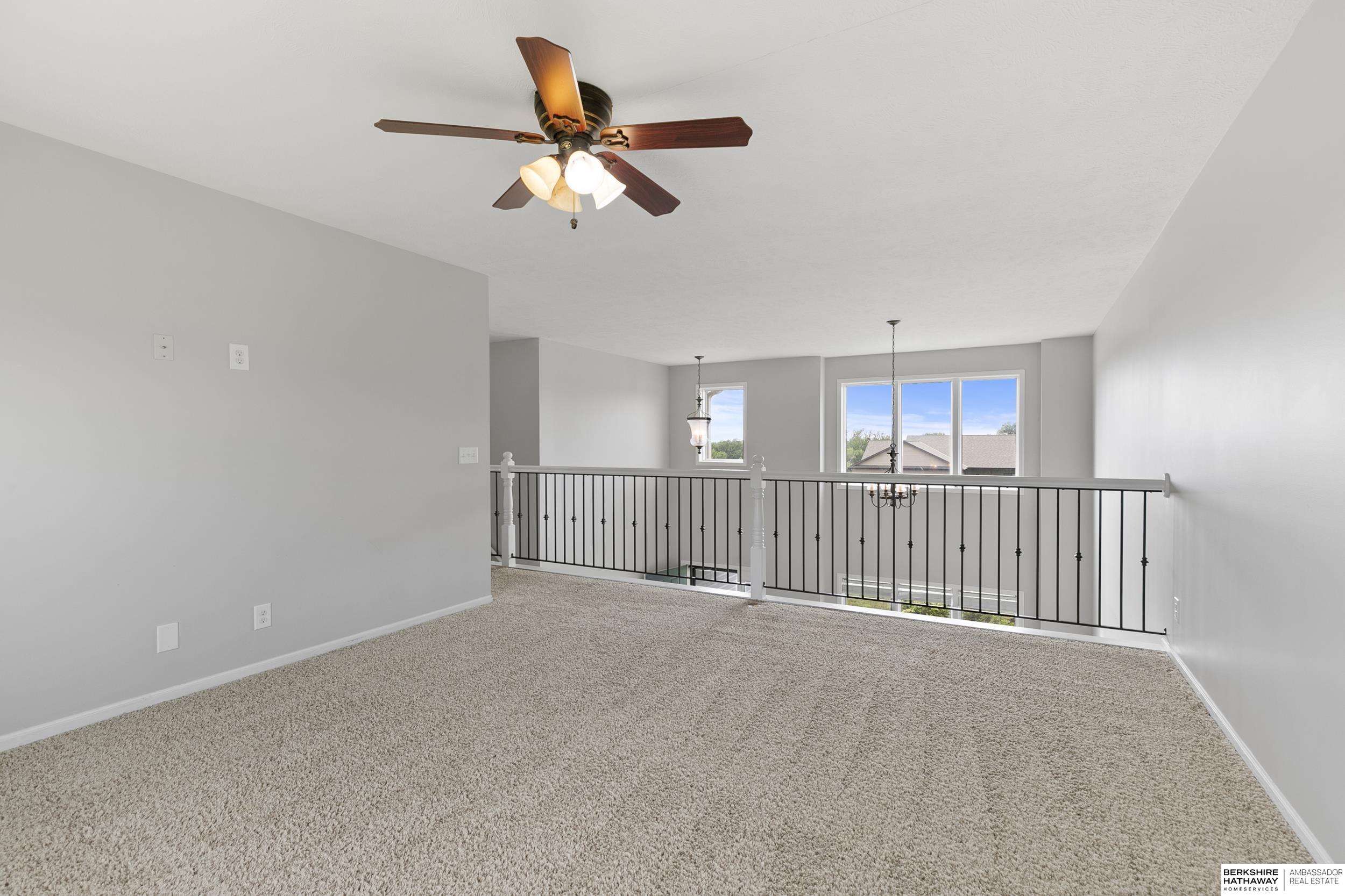 Lincoln, Nebraska 68532, United States, 4 Bedrooms Bedrooms, ,4 BathroomsBathrooms,Residential,Active,184036