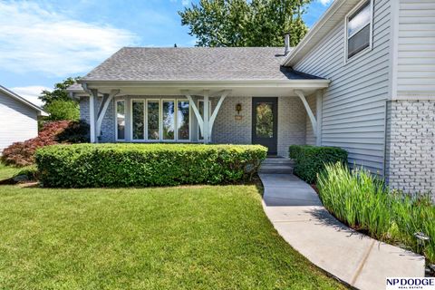 Photo of 3629 S 114th Avenue, Omaha, NE 68144 (MLS # 22619858)