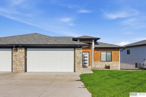 1169 SAND HILL RD, LOUISVILLE, NE 68037 - Image e8d04ab8bc45d37a9e48037abd698304/1250131920