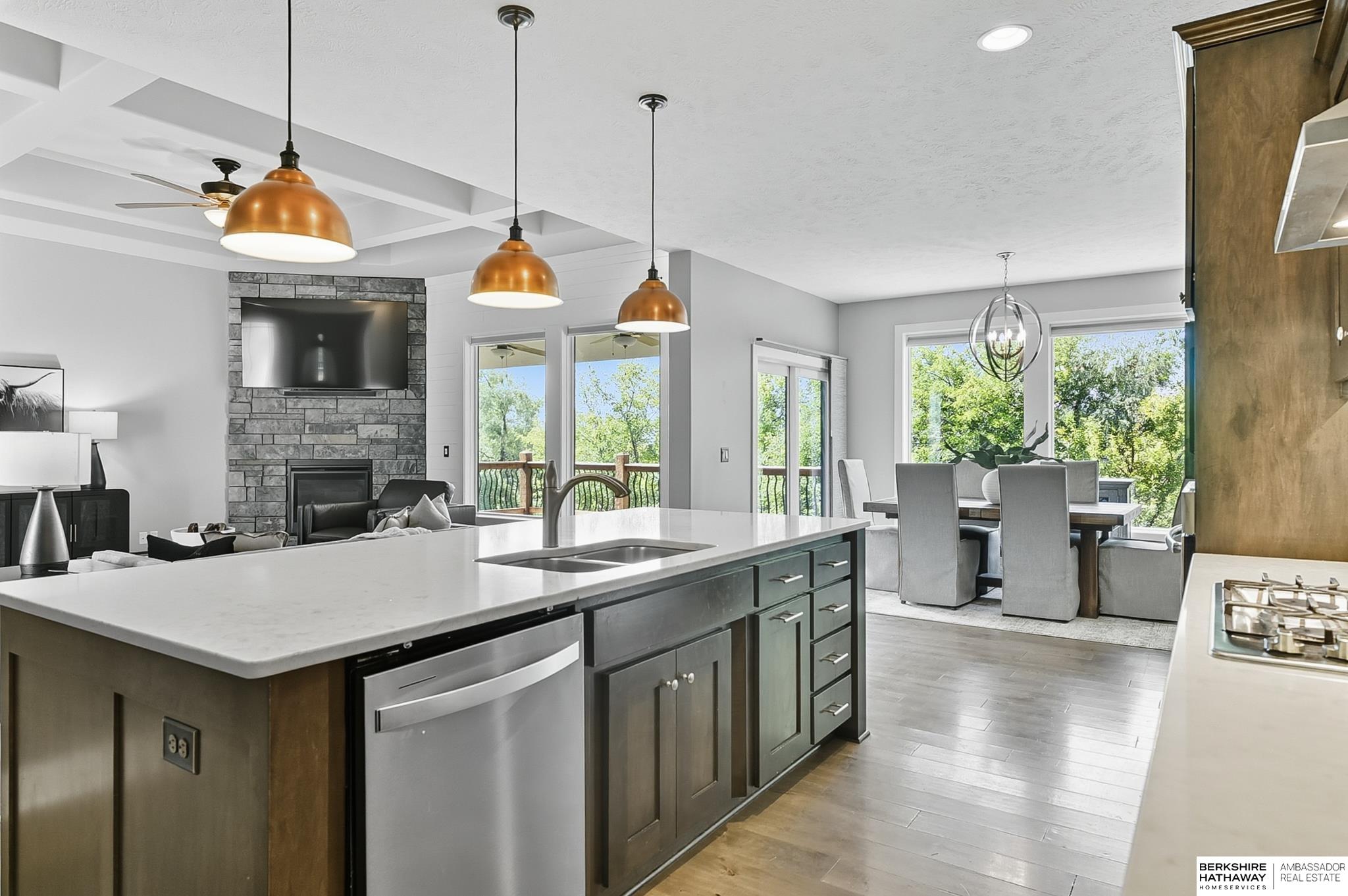 Omaha, Nebraska 68136, United States, 6 Bedrooms Bedrooms, ,3 BathroomsBathrooms,Residential,Active,212047