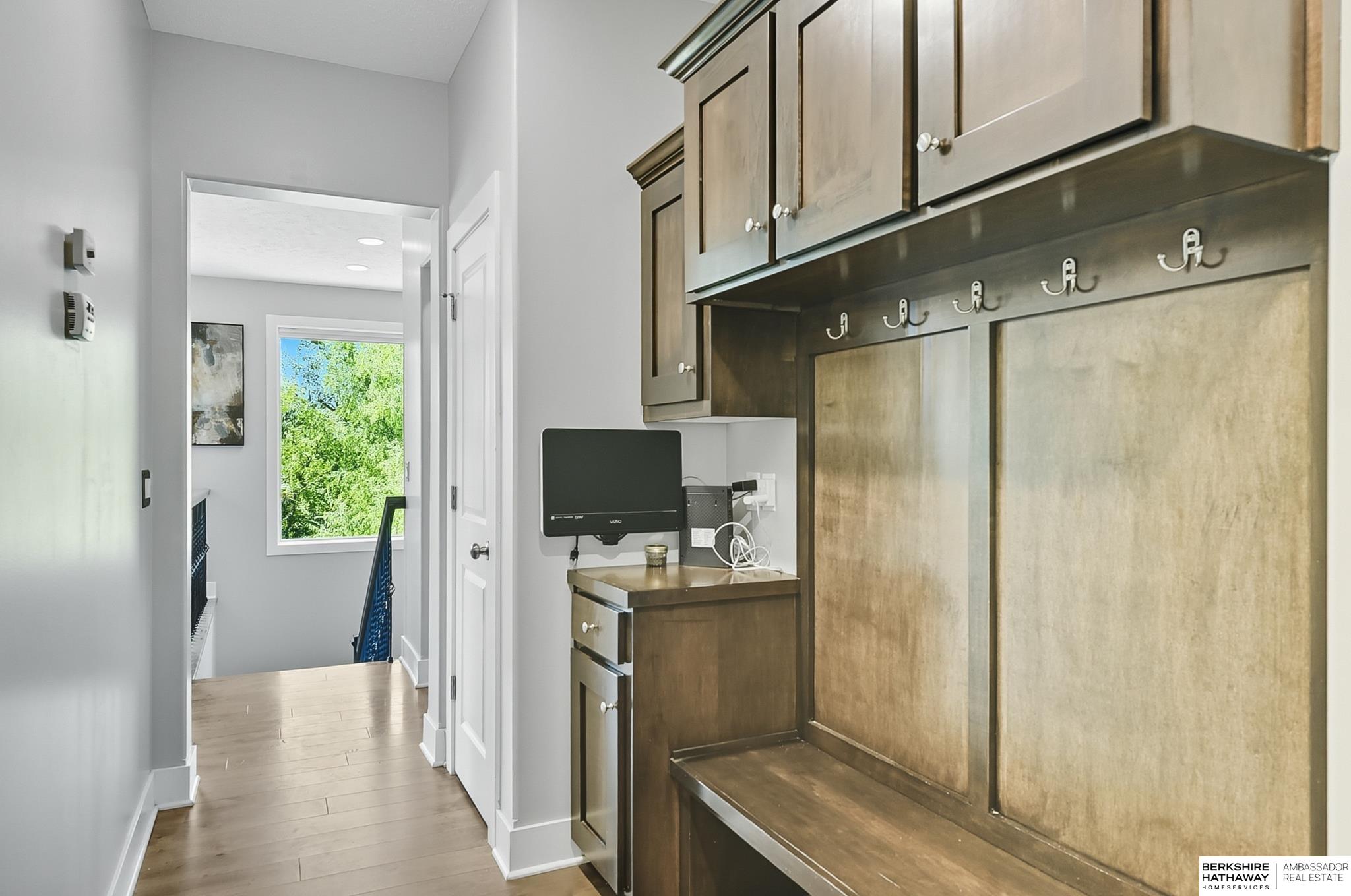 Omaha, Nebraska 68136, United States, 6 Bedrooms Bedrooms, ,3 BathroomsBathrooms,Residential,Active,212047