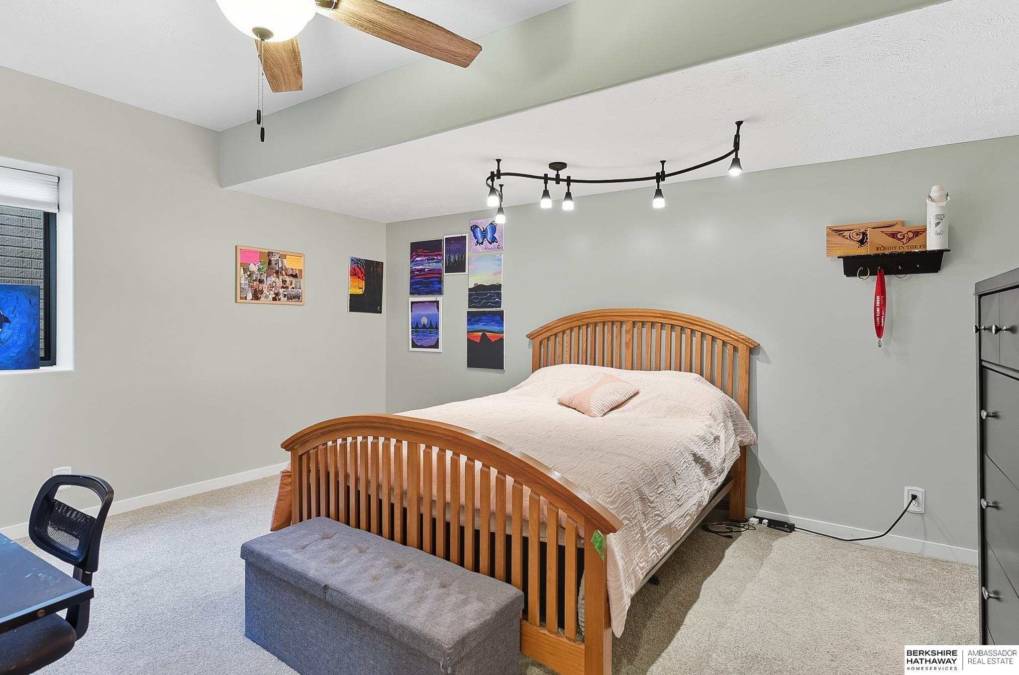 Omaha, Nebraska 68136, United States, 6 Bedrooms Bedrooms, ,3 BathroomsBathrooms,Residential,Active,212047