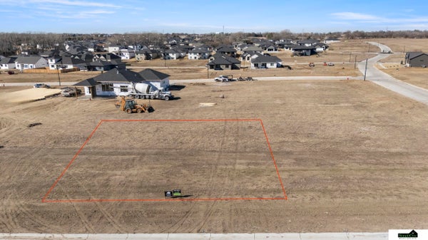 2111 S 96TH ST, LINCOLN, NE 68520 - Image e928859cd743936844e79923d37cf15f/1129415758