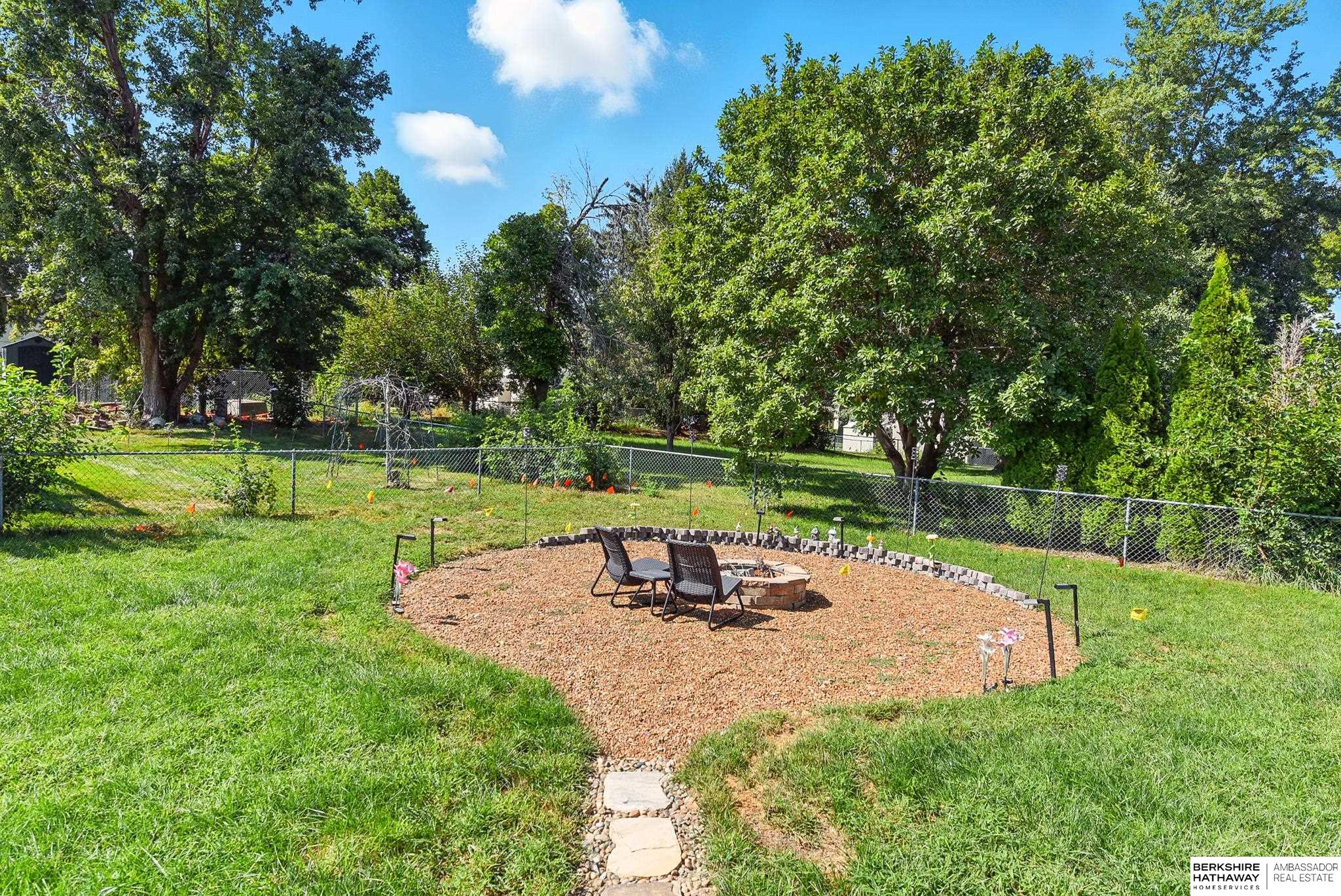 Omaha, Nebraska 68138, United States, 3 Bedrooms Bedrooms, ,2 BathroomsBathrooms,Residential,Active,197103