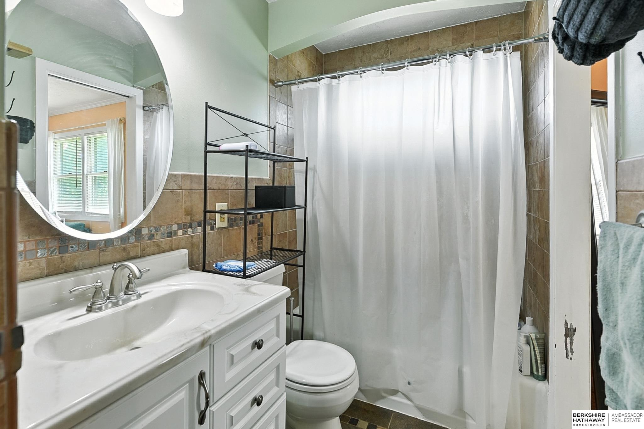 Omaha, Nebraska 68138, United States, 3 Bedrooms Bedrooms, ,2 BathroomsBathrooms,Residential,Active,197103