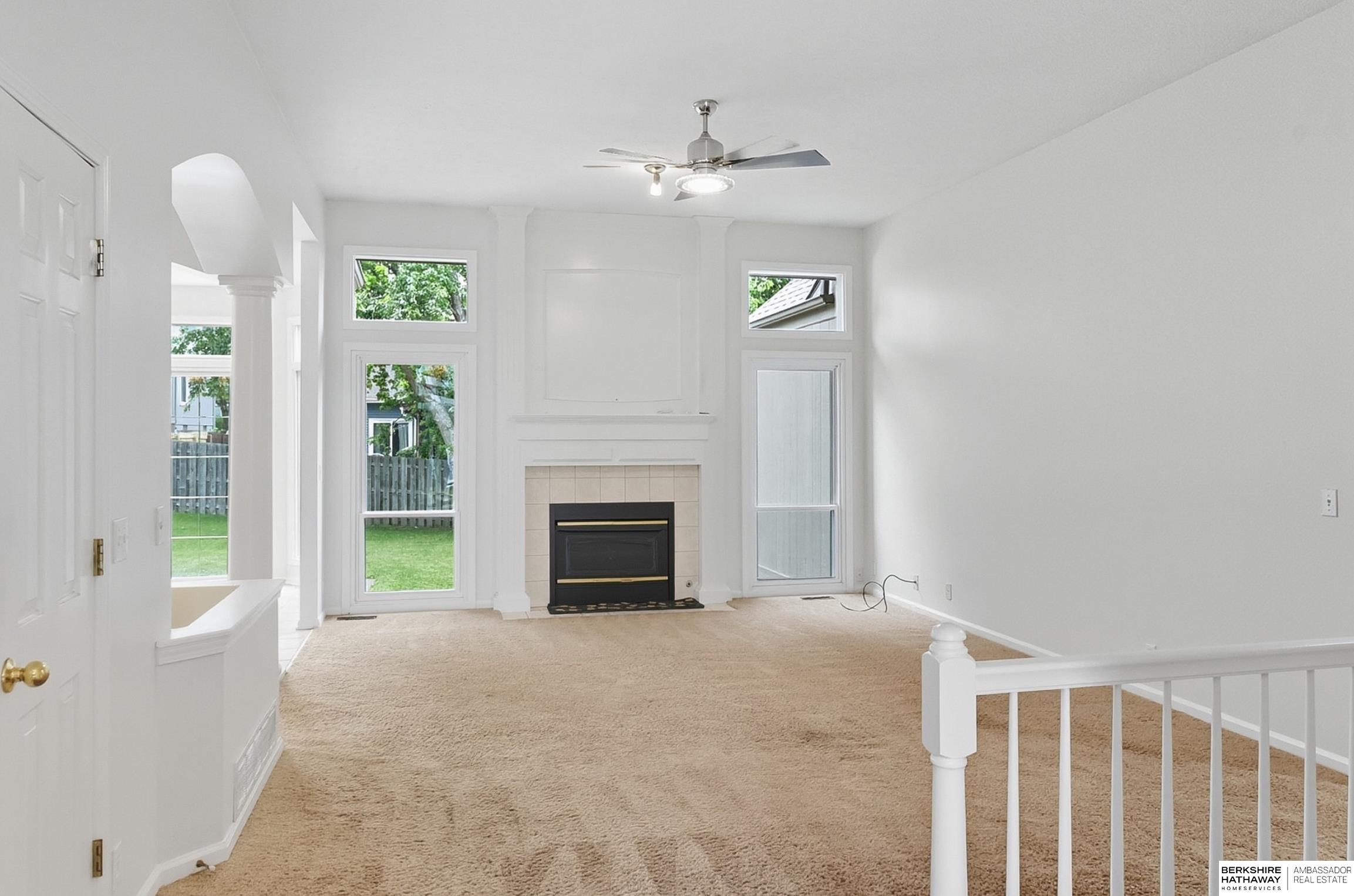 Omaha, Nebraska 68116, United States, 3 Bedrooms Bedrooms, ,3 BathroomsBathrooms,Residential,Pending,214350