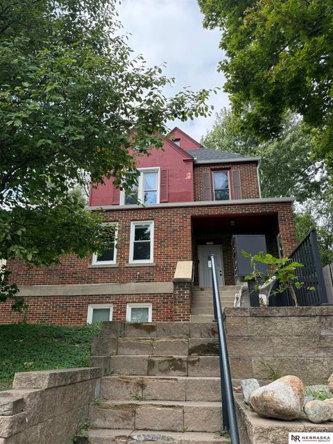 Photo of 1310 S 31st Street, Omaha, NE 68105 (MLS # 22529351)
